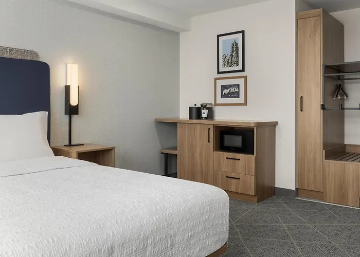 Hampton Inn By Hilton Montreal East Anjou